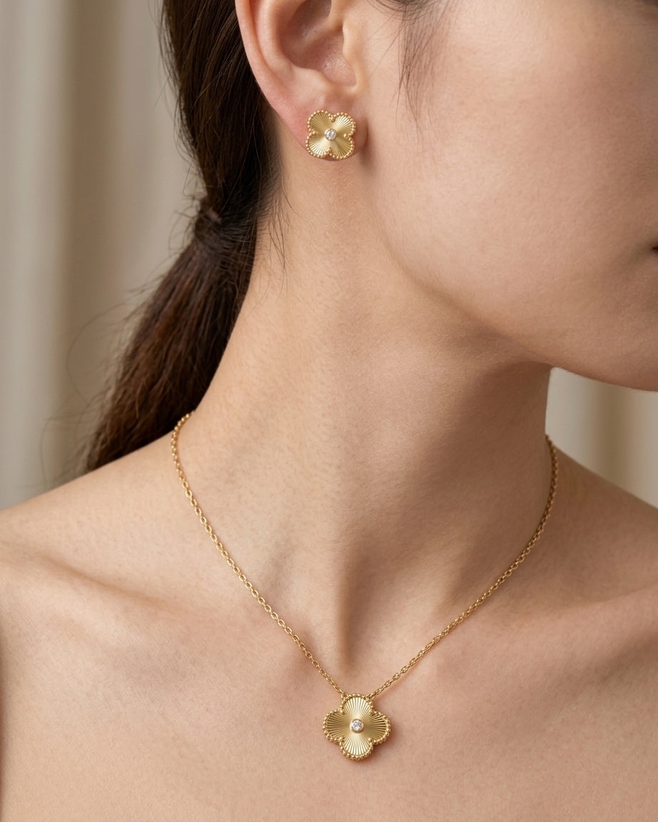Signature Laser Clover Set