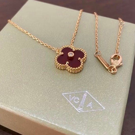 Clover Stone Necklace
