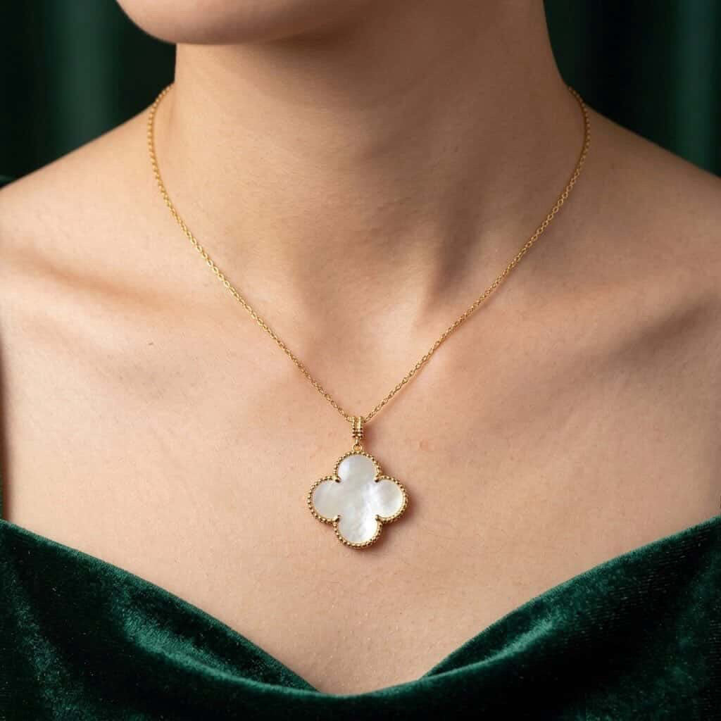 30mm Clover Necklace