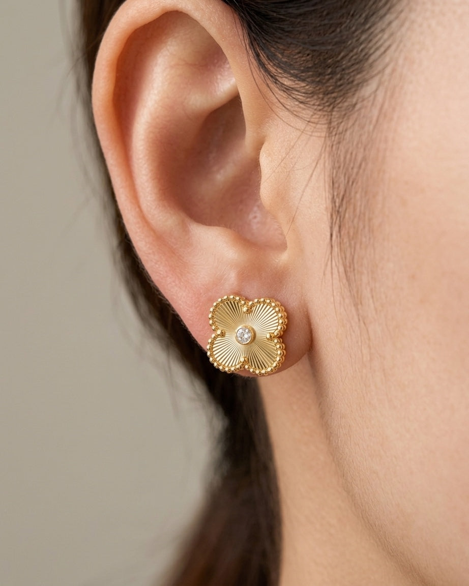 Signature Laser Clover Set