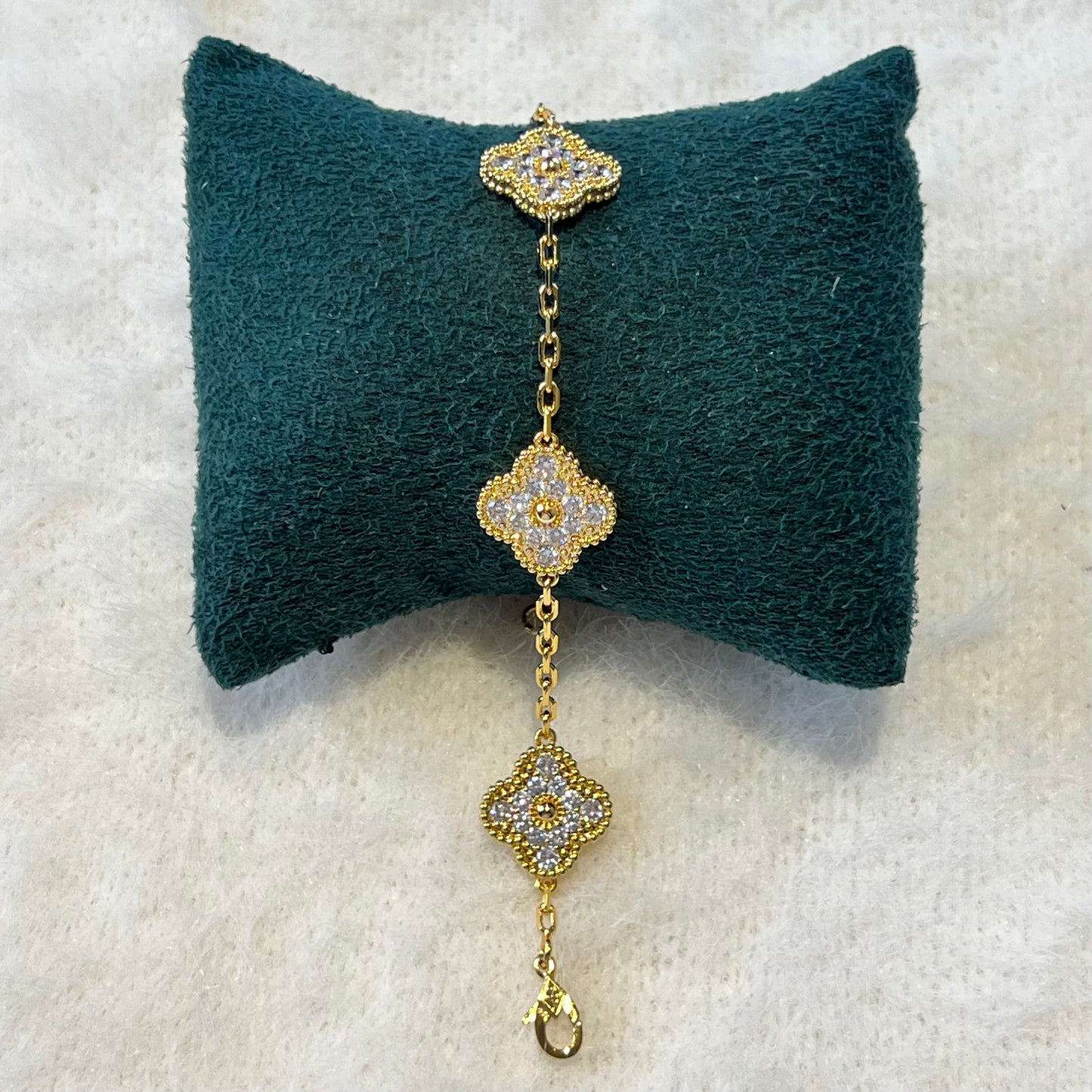 Clover Pavé Bracelet