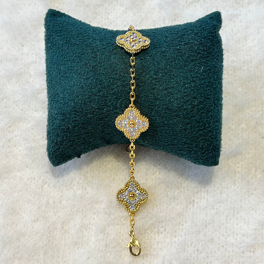 Clover Pavé Bracelet
