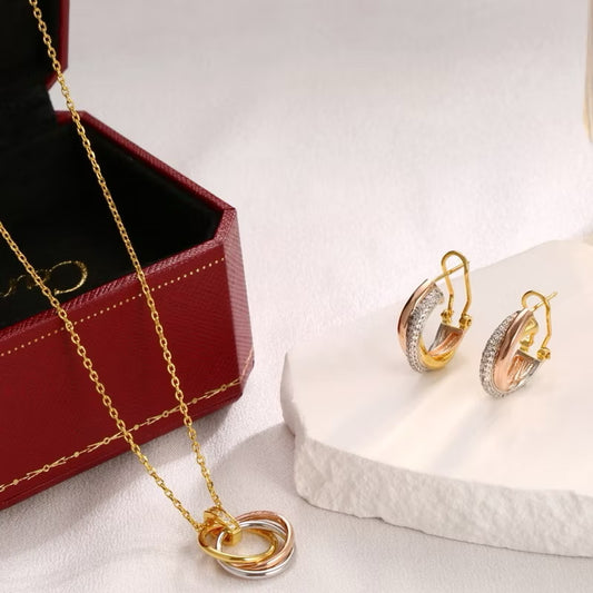 Timeless Tricolor Interlocking Set