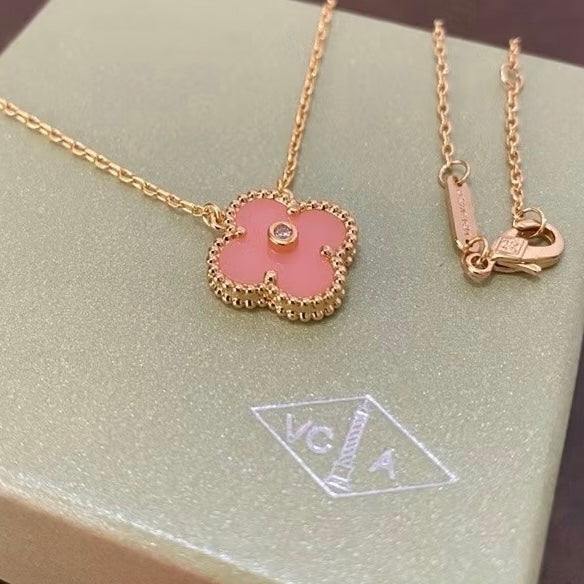 Clover Stone Necklace