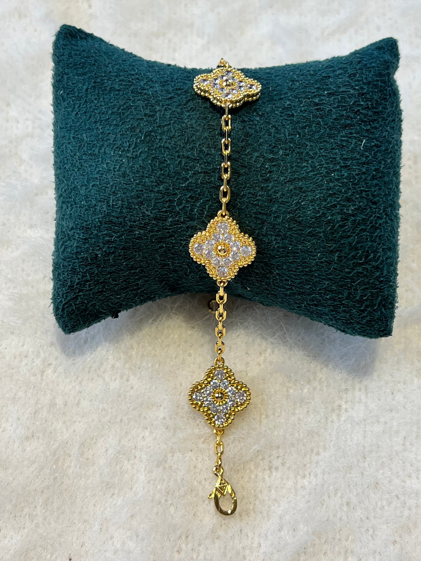 Clover Pavé Bracelet