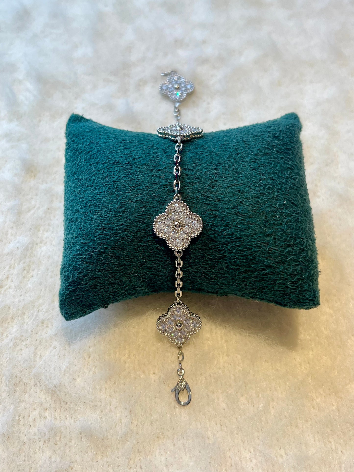 Clover Pavé Bracelet