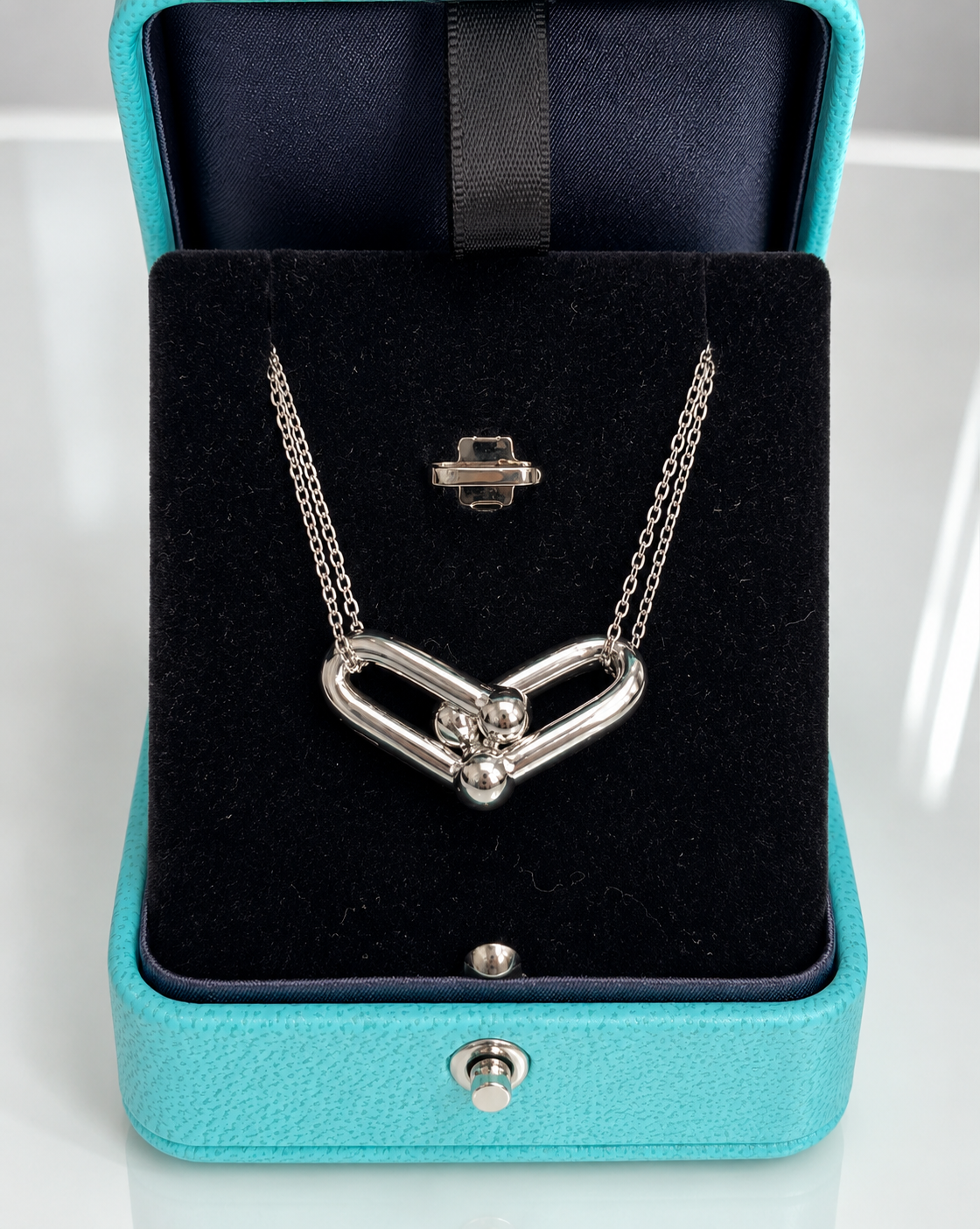 Signature Link Necklace